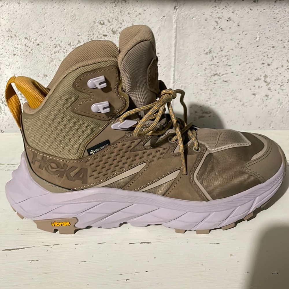 COPY - Hoka hiking boot